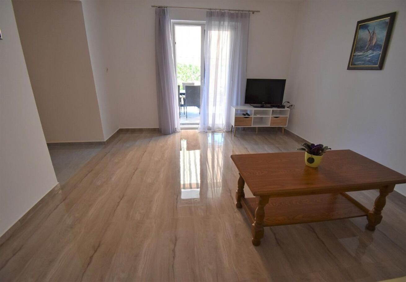 Holiday Home Branka - 80 M From Beach Вир Екстер'єр фото