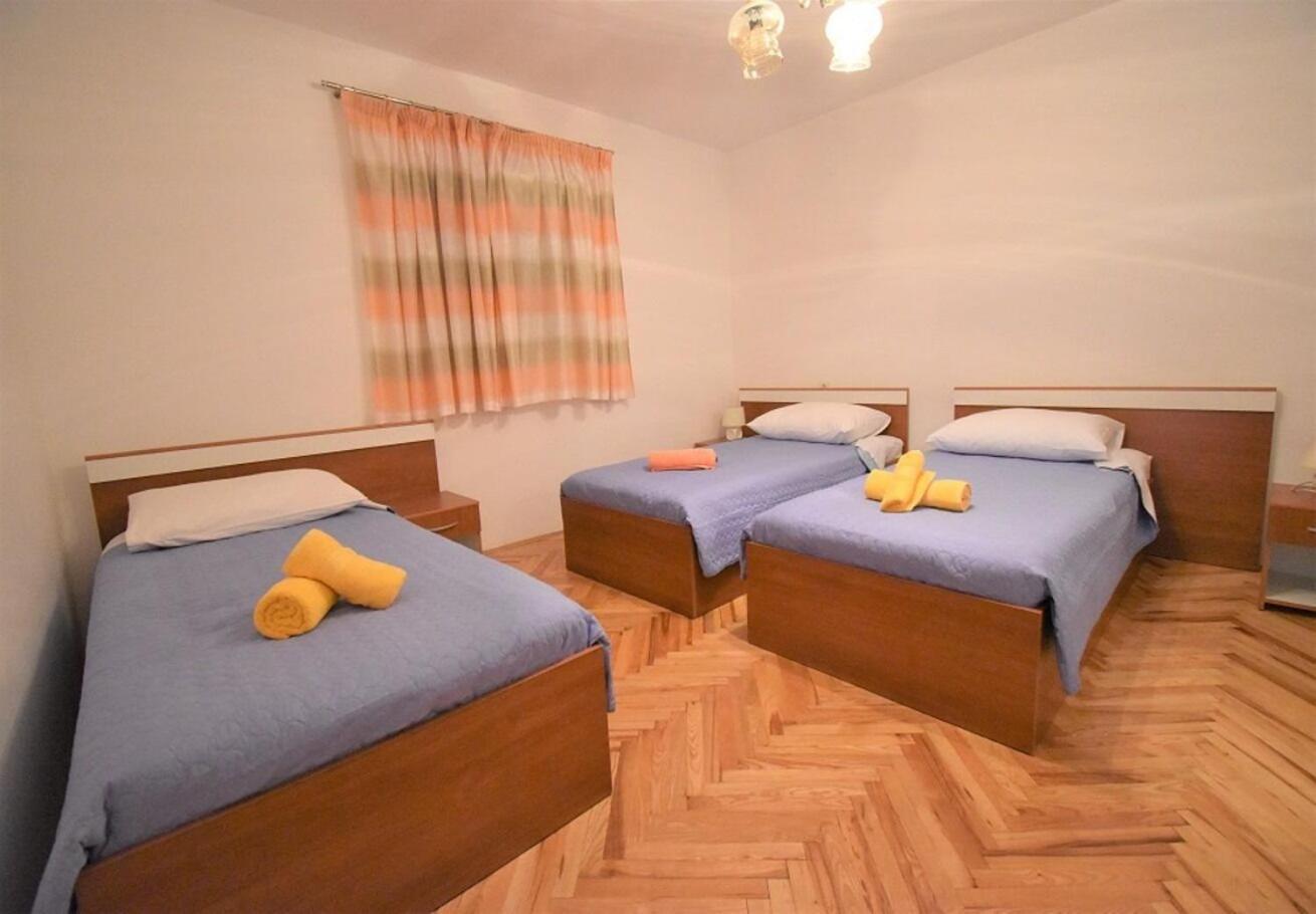 Holiday Home Branka - 80 M From Beach Вир Екстер'єр фото