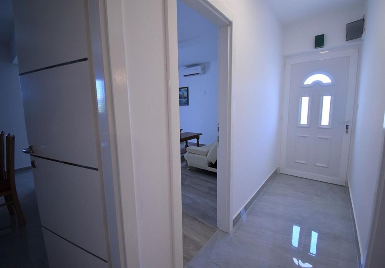 Holiday Home Branka - 80 M From Beach Вир Екстер'єр фото